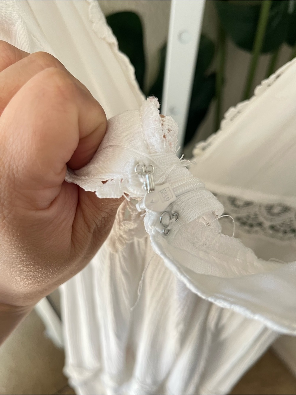Forever 21 White Lace Boho Maxi Dress Size Large |Sleeveless Tiered Empire Waist - Picture 10 of 14